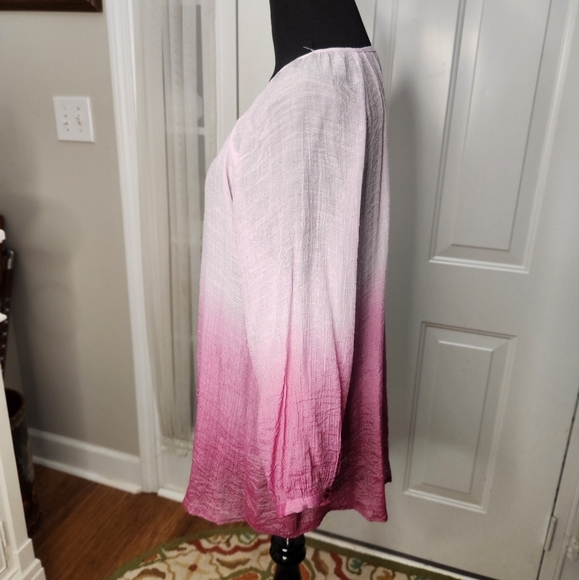 Zac & Rachel‎ Pink and White Ombre Flowy Top  Size Large - Picture 3 of 5